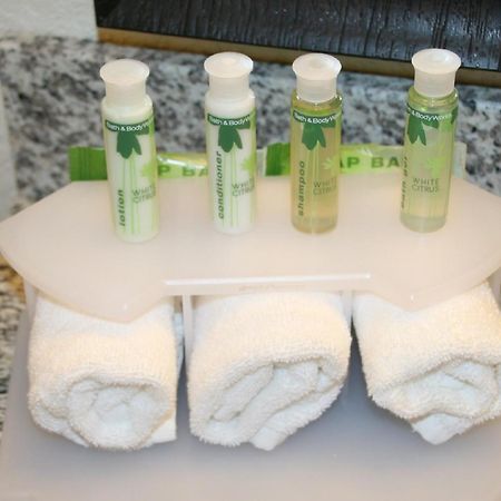 Holiday Inn Express & Suites Nevada By Ihg Buitenkant foto
