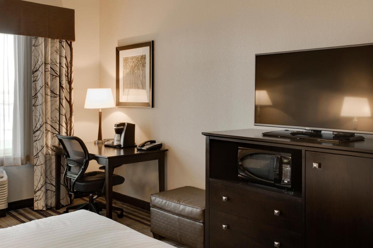 Holiday Inn Express & Suites Nevada By Ihg Buitenkant foto