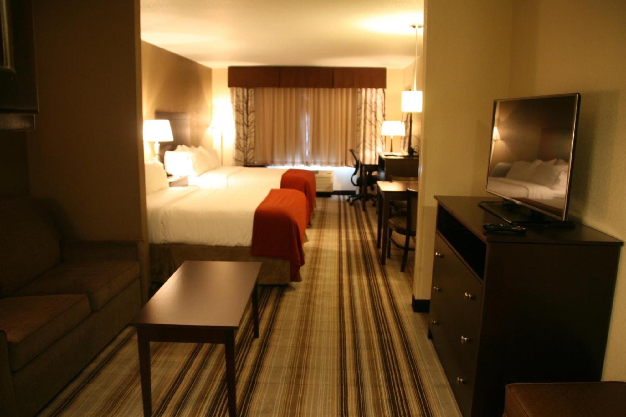 Holiday Inn Express & Suites Nevada By Ihg Buitenkant foto