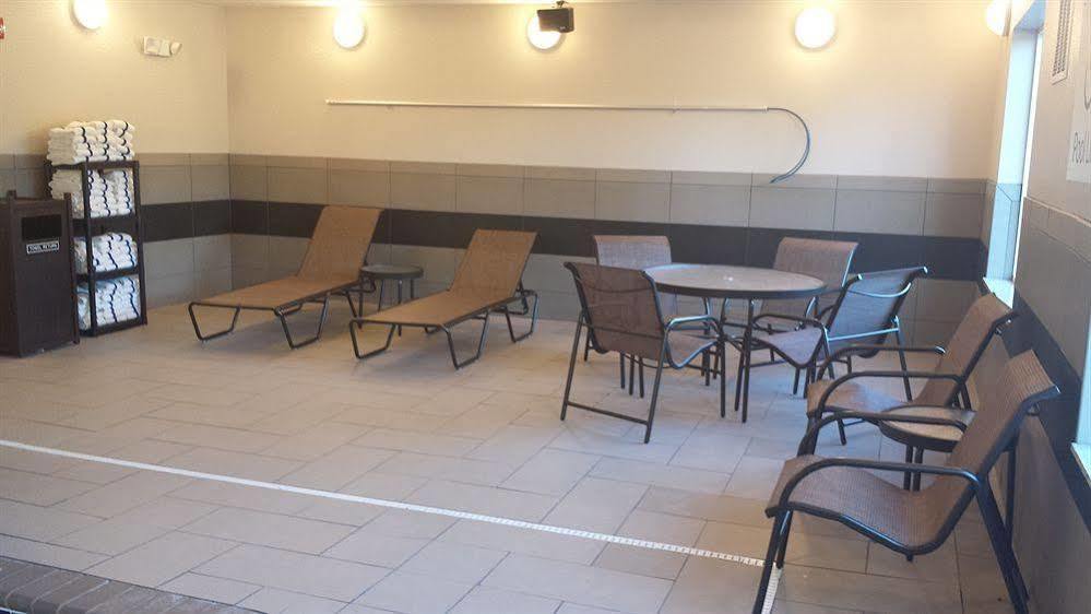 Holiday Inn Express & Suites Nevada By Ihg Buitenkant foto
