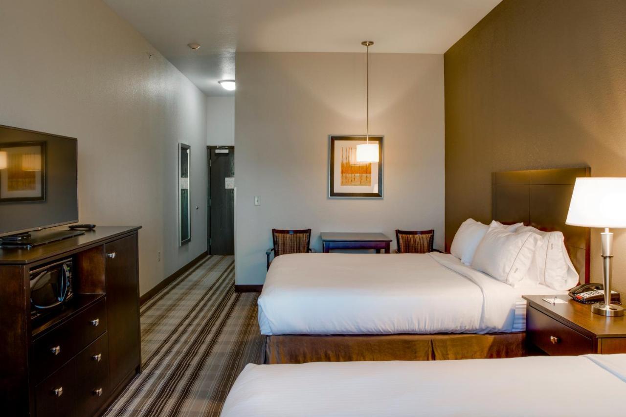 Holiday Inn Express & Suites Nevada By Ihg Kamer foto