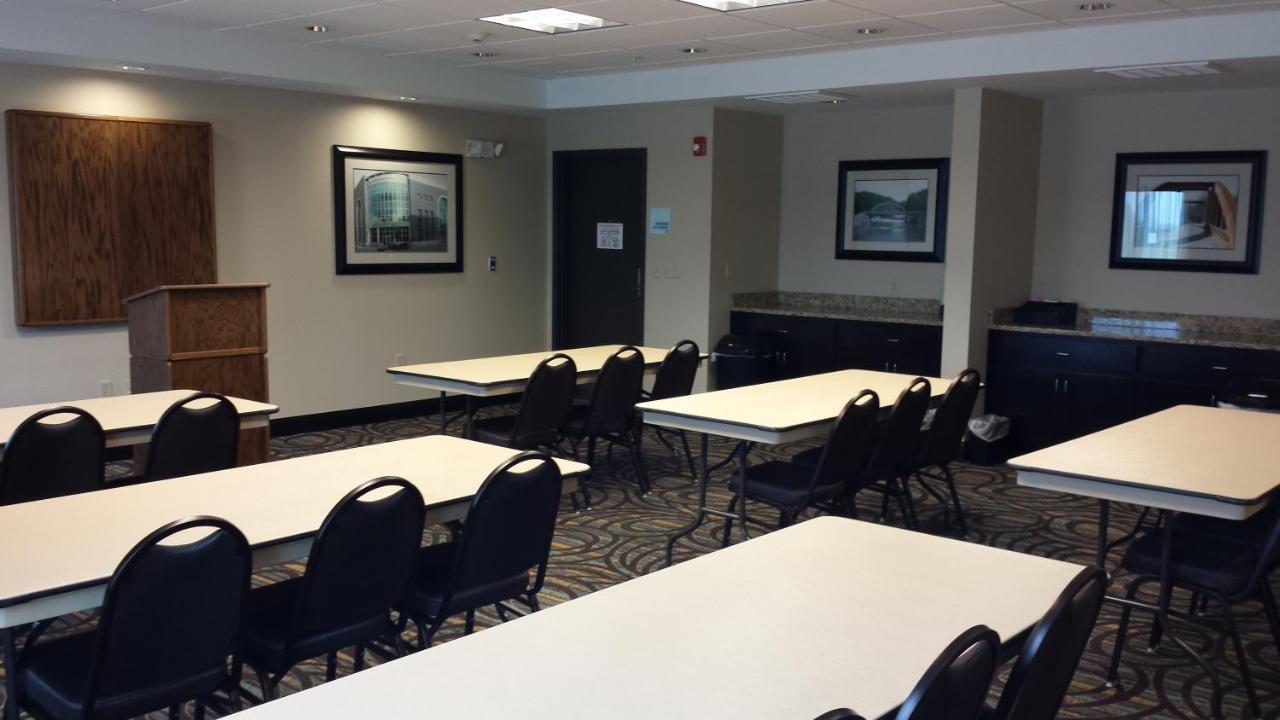 Holiday Inn Express & Suites Nevada By Ihg Buitenkant foto